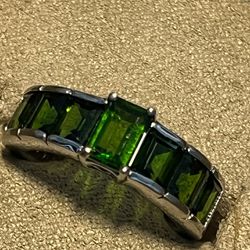 3.95 CTW Russian Chrome Diopside  SS Ring Size 8