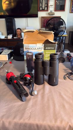Poetic binoculars 12x42 with tripod