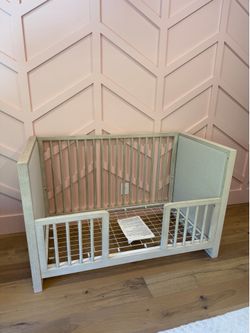 Pottery Barn Kids crib and newton mattress