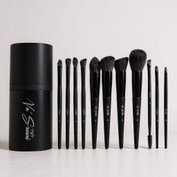 Black Professional Premium Makeup Brush Set