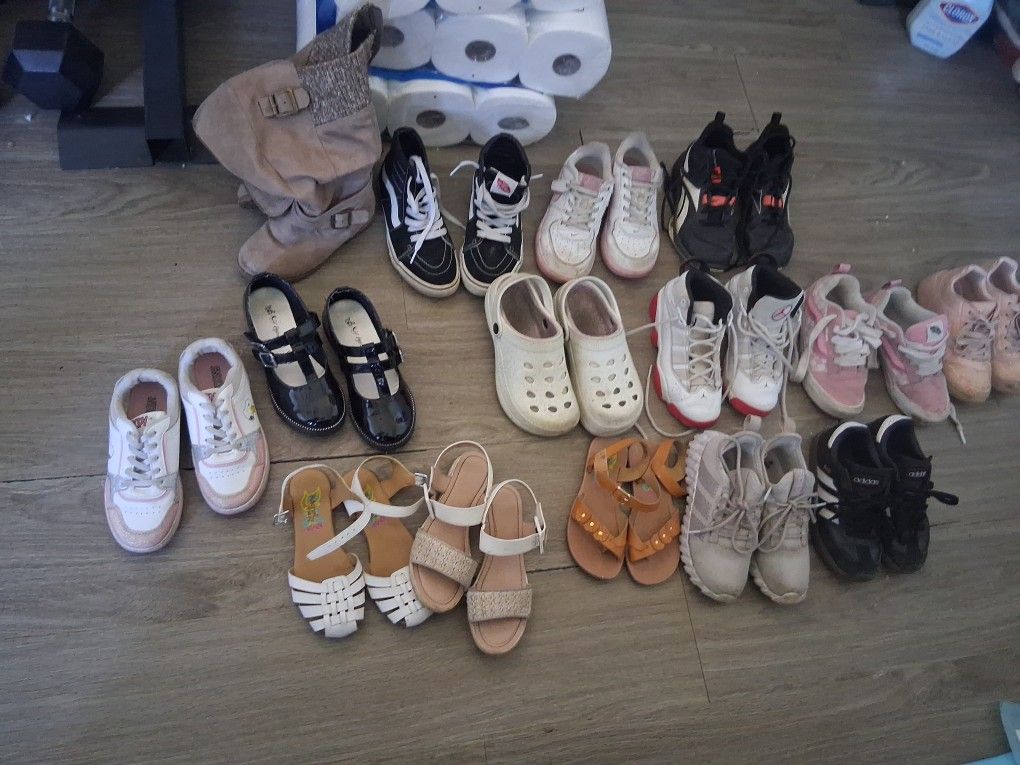Girls Shoes