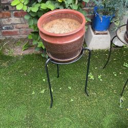  Pots 