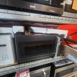 CAFE 30 Inch Over The Range Microwave Dark Grey Convection Air Fry 