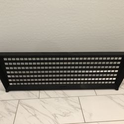 Tesla Cybertruck cargo divider