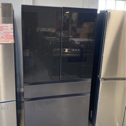 Samsung Be Spoke 4 Door French Door Refrigerator Counter Depth 