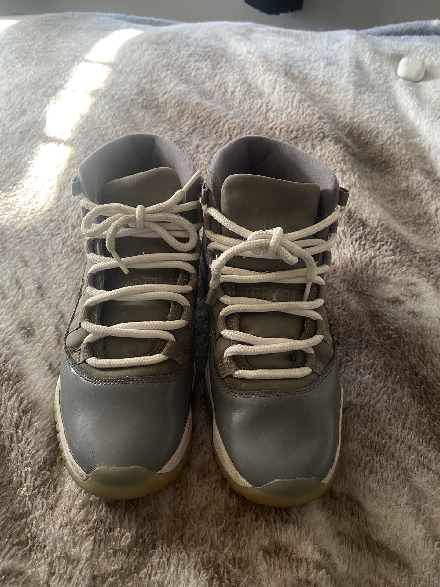 Jordan 11 cool greys