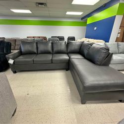 Brand New🤝$10 Down Payment Finance 💌Valderno 2 Piece Sectional With Chaise ▪️# Sofa # Loveseat # Couch # Living Room Set Options Available