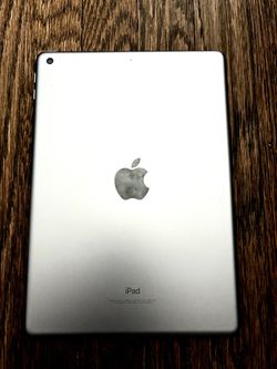 Apple iPad Silver Aluminum