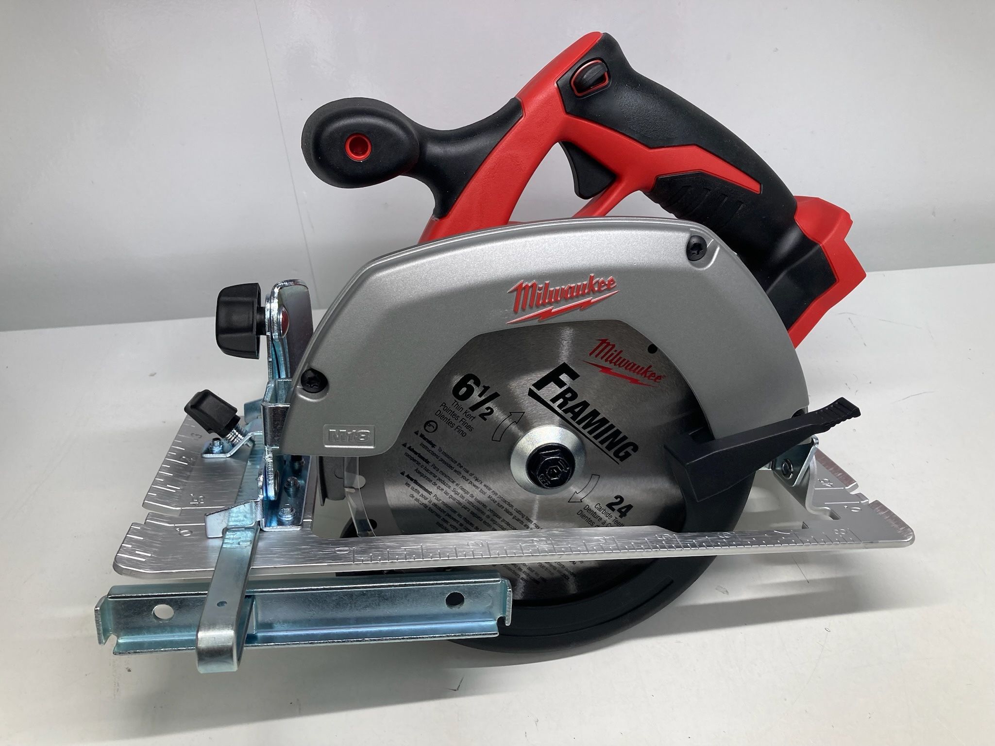 MILWAUKEE 2630-20 M18 18V Cordless 6-1/2” Circular Saw, Tool-Only