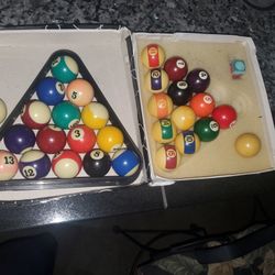 Small pull table balls