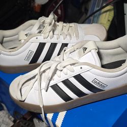 Adidas Womans Size W7 M5.5