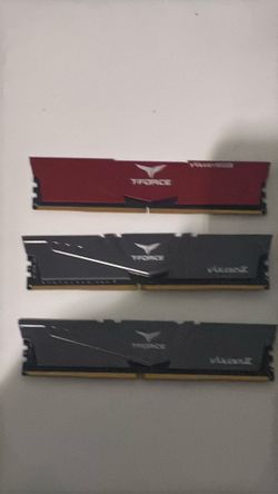 1x16GB DDR5 RAM WITH 2x16 DDR4 RAM