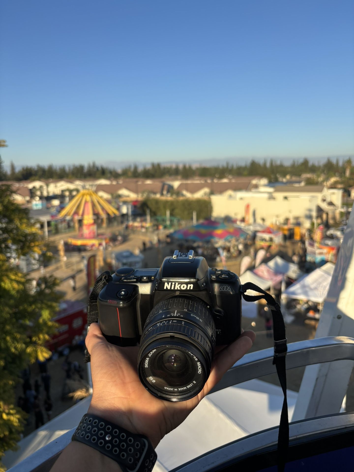Nikon N6006 Film Camera