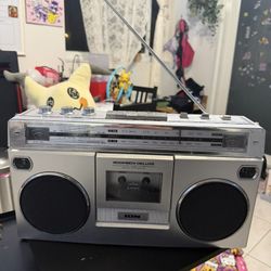 ION Boombox Deluxe Bluetooth