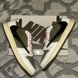 Travis Scott x Air Jordan 1 Retro Low ‘Medium Olive’