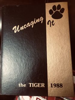 Mansfield High School Texas Annual 1988 The Tiger