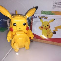 JUMBO Pikachu LEGO