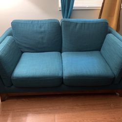Loveseat Couch (62 1/2x24)