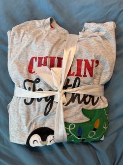 Christmas Pajama Set Chillin' Together size medium