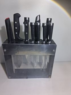 Kitchen knives