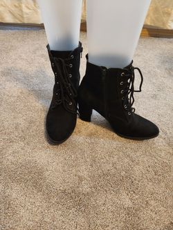 Maddengirl Black Suede Heeled Boots Women's 9.5