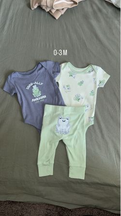 Baby froggie 3 piece set