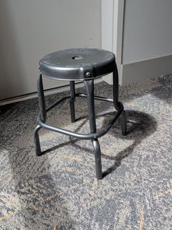 Set of 4 Black Metal IKEA Råskog Bar Stools (Discontinued)