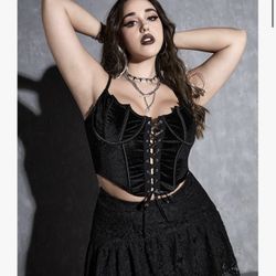 Plus Size Scallop Trim Lace Up Corset Crop Cami Top