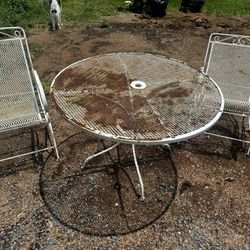 Metal Table & Chairs