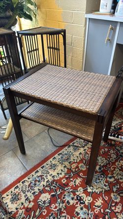 Well made table 24 wide 17 deep 24 tall