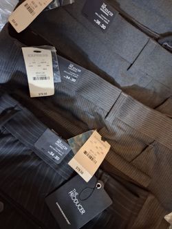 4 Pairs of Excellent slacks. Sorry my camera is not great. These are super nice new with Tags . 4 pairs of new pairs 3-express ",the producer "pairs,