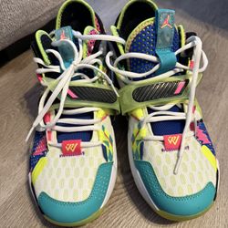 Size 12 - Jordan Why Not Zer0.3 LA Born