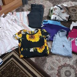 Great For Back To School Very Nice Girls.  Size 7/8. 13 PIECES  NICE CUTE CLOTHES BUNDLE