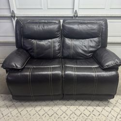 *Delivery* Black Leather Reclining Loveseat