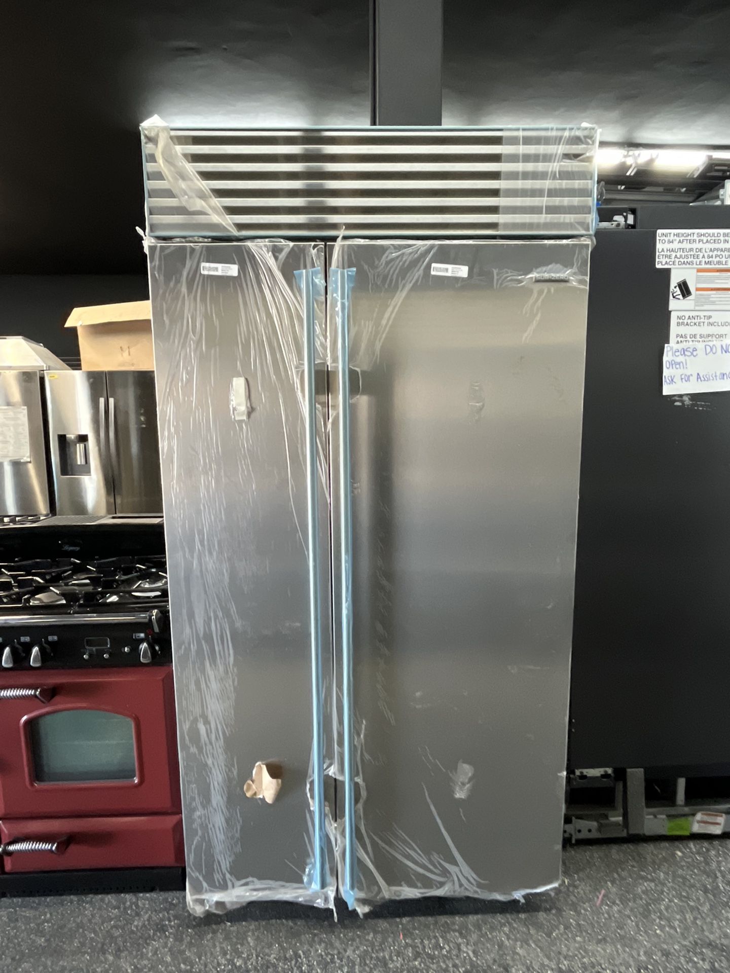 Sub Zero Side By Side Built In Smart 42” Refrigerator With Ice Maker