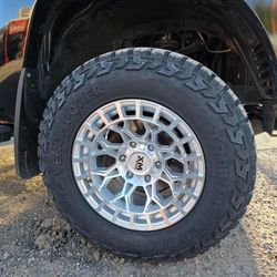 17x9 XM Rims And Tires 265/70/17 Venom Power RT