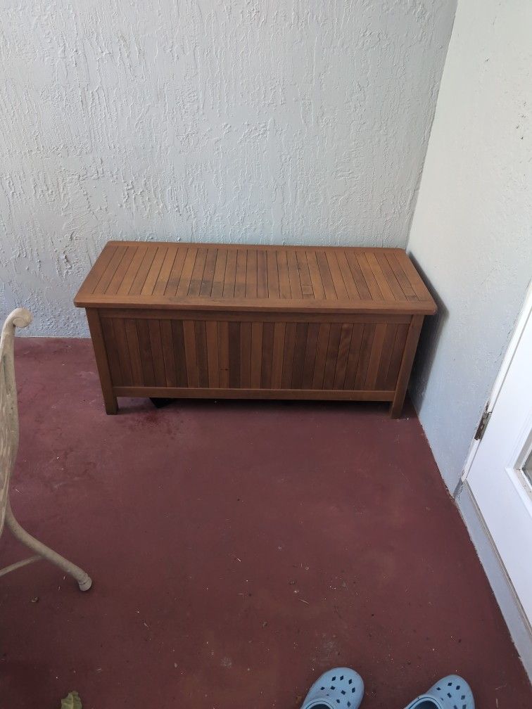Wooden Deck/Patio Storage Bench