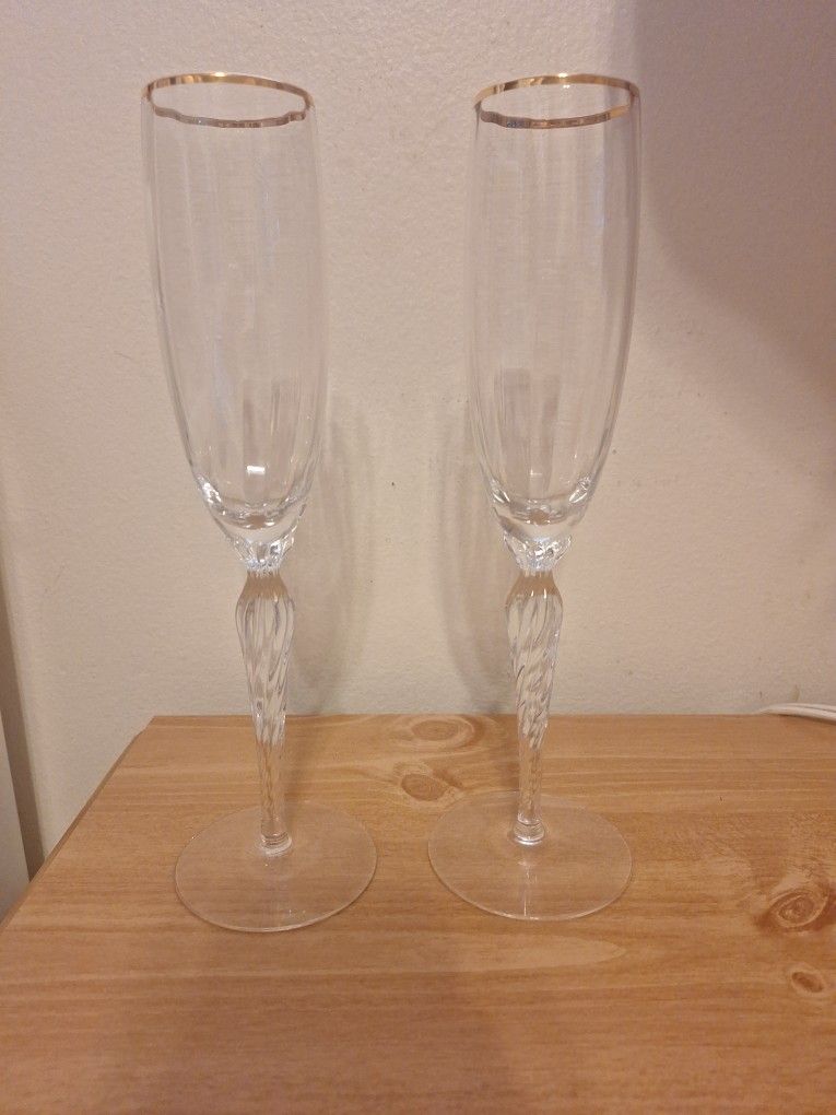 Lenox Monroe Champagne Flutes Gold Trimmed Wedding  Toasting Glasses