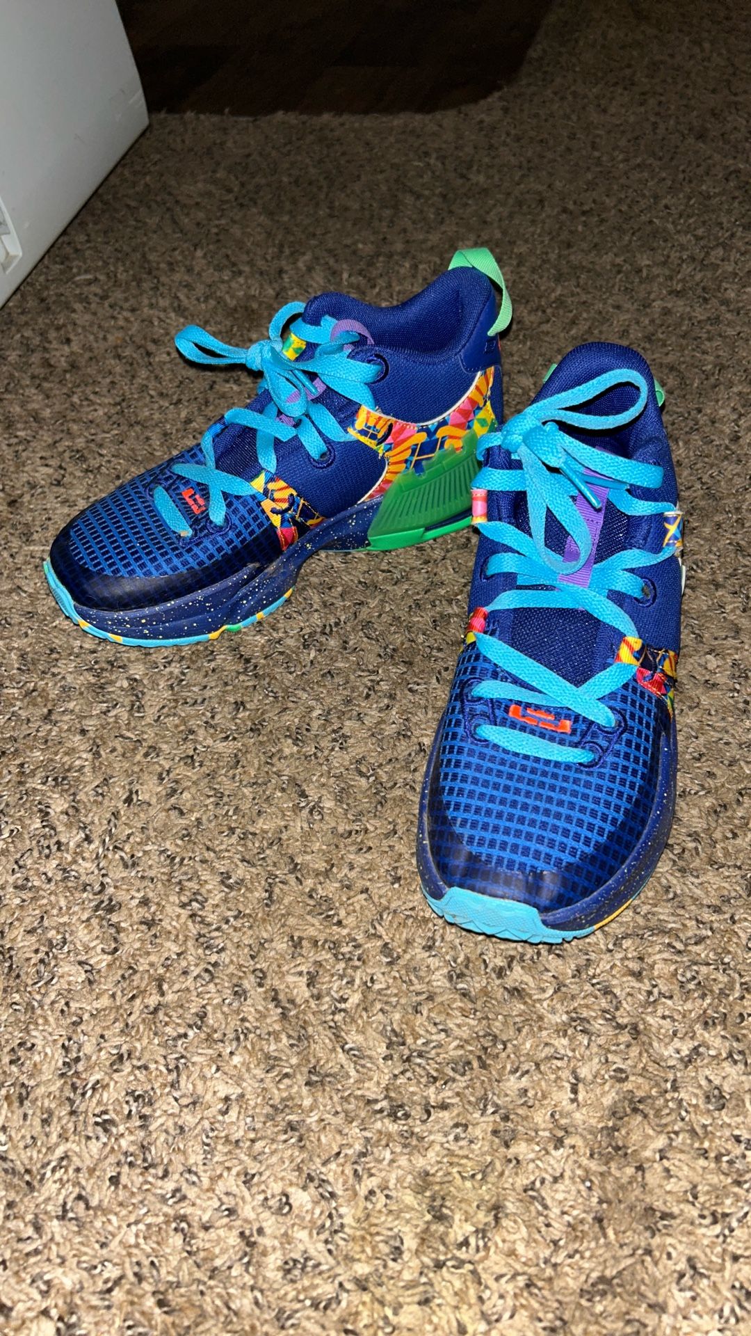 Nike Kids Shoes Size 4.5