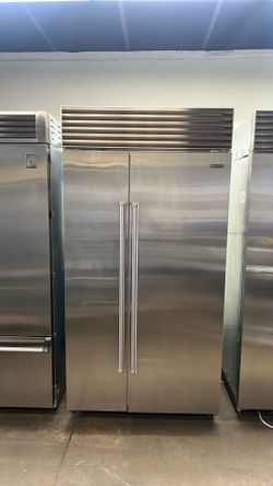 SUB ZERO 42”WIDE BUILT IN STAINLESS STEEL REFRIGERATOR