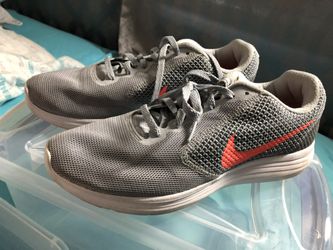 Oranges and grey Nike’s gray condition