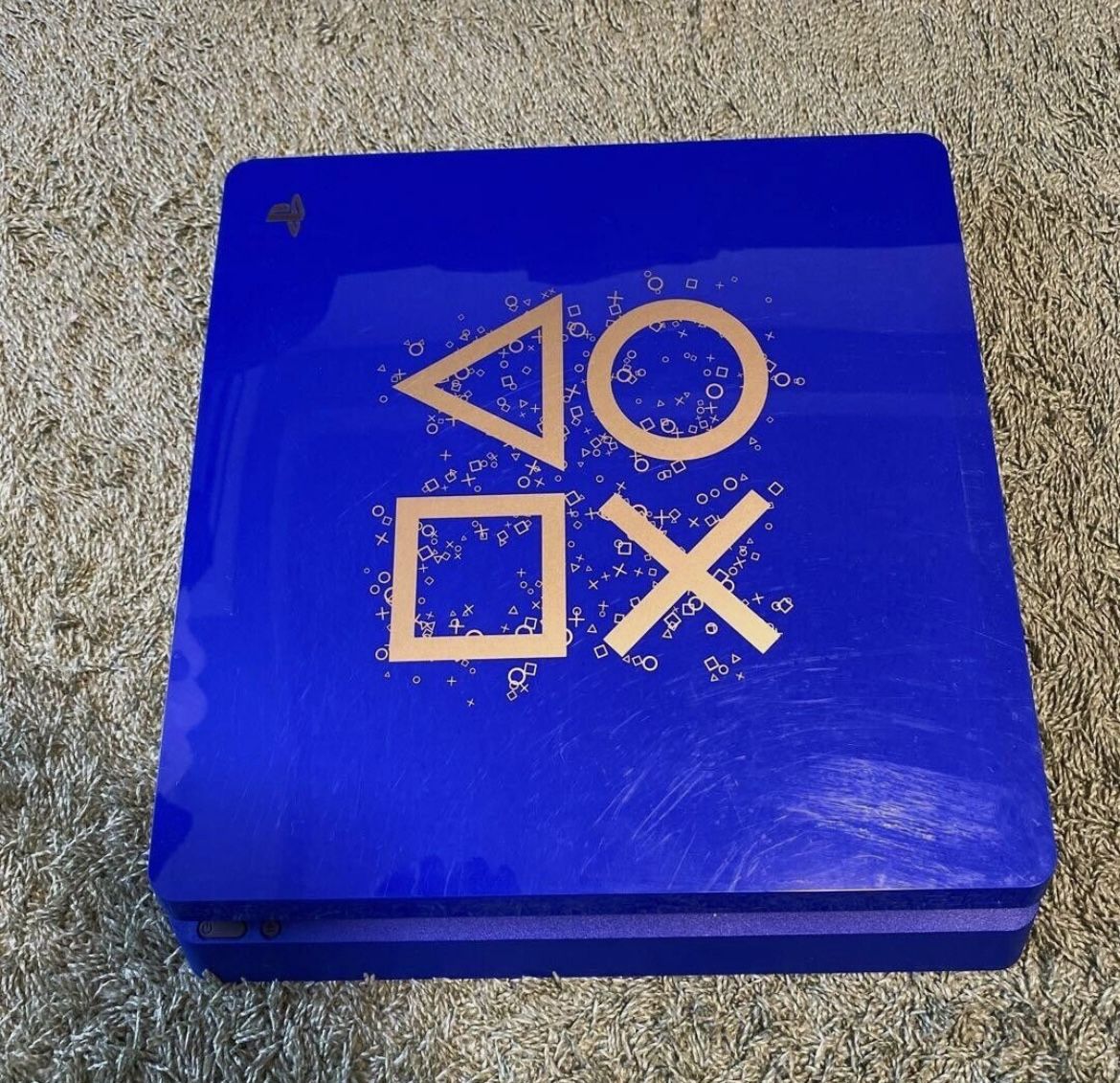 PS4 Slim Limited Edition 
