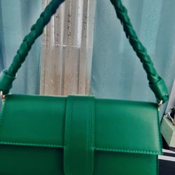 Unbranded Beautiful Hunter Green With GHW w Crossbody Strap 