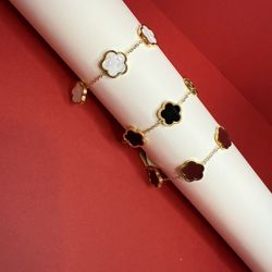 Trendy Clover Jewelry Set – Elegant & Versatile