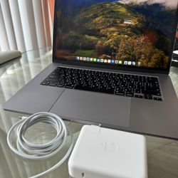 MacBook Air 15’ 8GB 245GB