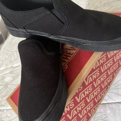 All Black Canvas Vans 