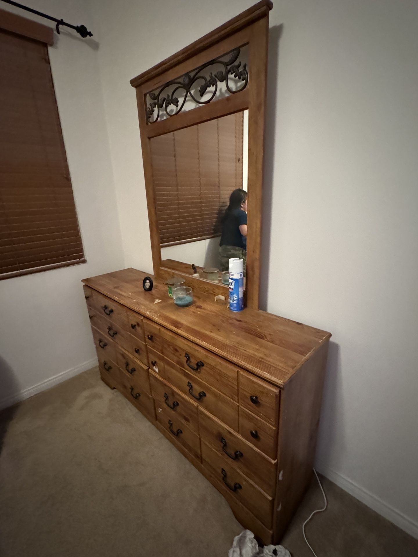 Drawer With Mirror And Queen Headboard
