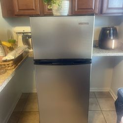 Affordable Refrigerator And Freezer
