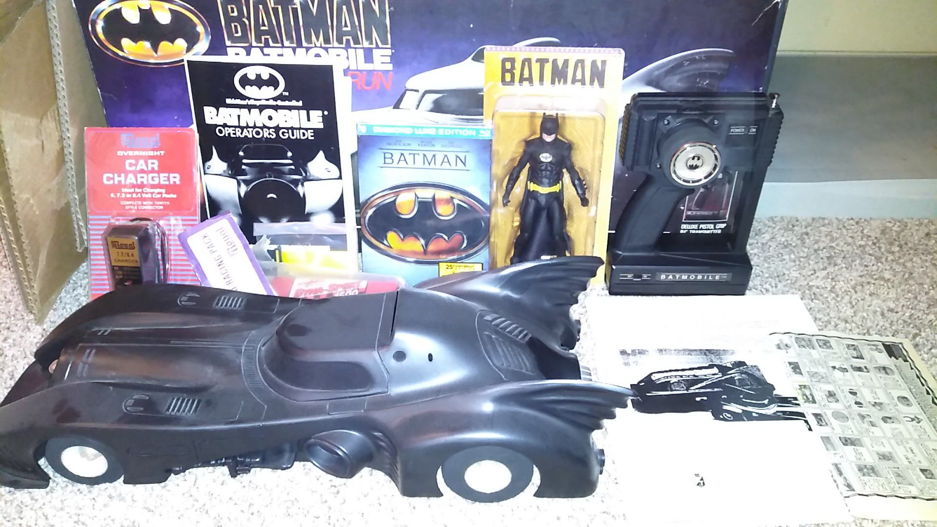 1989 Batman NECA TRU exclusive action figure with Alfred and 1990 Richman Batmobile RC car and Diamond Luxe Edition Blu-ray movie FAST SHIPPING