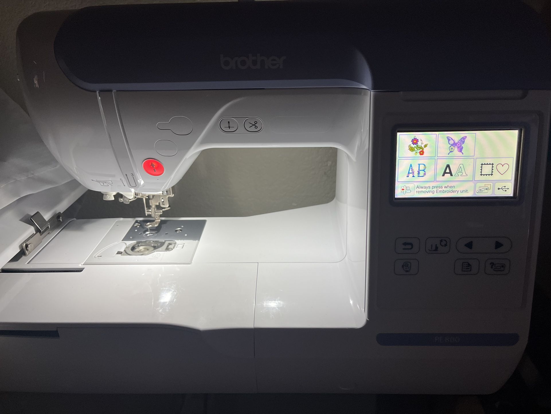 Brother PE800 Embroidery Machine